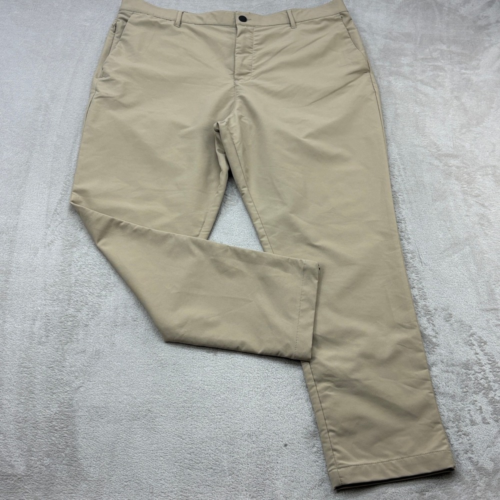 Banana Republic Chino Pants Mens 40x30 Tan Performance Straight Leg Khaki